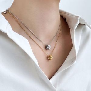 สร้อยคอเงินแท้ 925 ดีไซน์หรูหราประดับเพชรซีกอนเซียทรงกลม รุ่น Dylam Exquisite Fine Jewel ผิวปัดเงาแบบกำหนดเองได้ - Product Image 2