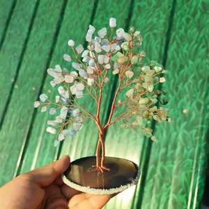 Ornement d'arbre à monnaie en cristal avec copeaux bleus et verts sur base en agate, décoration pour la maison - Product Image 2