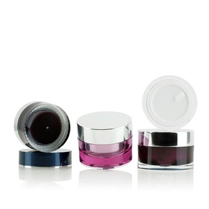 Cổ Điển Hình <span class=keywords><strong>D</strong></span>ạng Tròn Đơn Giản Acrylic Mỹ Phẩm Jar Với Nhôm Hơn Cap Sử <span class=keywords><strong>D</strong></span>ụng Hàng Ngày Chăm Sóc Da Kem Jar - Product Image 5
