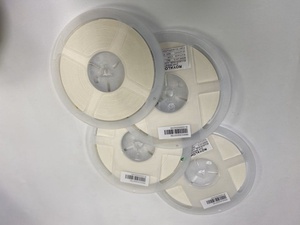 Résistances à couche mince SMD 0201 0402 0603 0805 1206 0 Ohm-10M Ohm 0,125W Série complète de résistances - Product Image 2