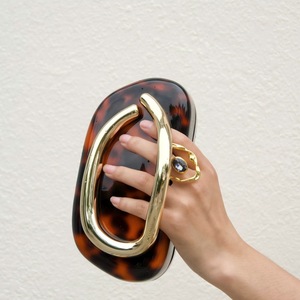 Bolso de mano tejido impermeable al por mayor para mujer, minibolso de playa cruzado, hecho a mano, tejido a color. - Product Image 2