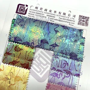 جلد صناعي معدني من البولي فينيل كلوريد مع نقش على شكل ثعبان بتصميم جروس يابونيسيس للاستخدام في الحقائب