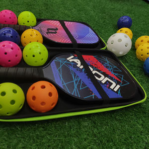 Caston Pickleball fuente de fábrica personalizada al por mayor bola de plástico práctica Pickle Ball 26/40 agujeros 74mm Bola de suelo - Product Image 4