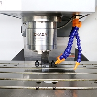 Chine Centre d'usinage CNC vertical à 3 axes en métal VMC 850 Contrôleur Siemens de haute qualité