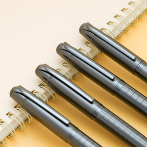 Bolígrafo Metálico con Diseño Clásico <span class=keywords><strong>de</strong></span> Cuadrícula, Disponible en Opciones <span class=keywords><strong>de</strong></span> Pluma Estilográfica y Bolígrafo Retráctil, Ideal para Escritura en la Oficina - Product Image 2