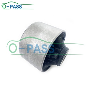Vordere Querlenker Große Buchse für TOYOTA Rush F700 2007-2017 & Daihatsu <span class=keywords><strong>Terios</strong></span> <span class=keywords><strong>II</strong></span> 48068-BZ120-BH - Product Image 6