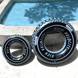 Flotador inflable grueso con estampado de neumáticos para niños, para jugar en la piscina - Product Image 2