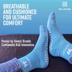 Chaussettes de yoga et de Pilates pour femmes BiLu Premium, antidérapantes, pour studio de barre, fitness, logo personnalisé OEM, respirantes, rembourrées, antidérapantes - Product Image 1