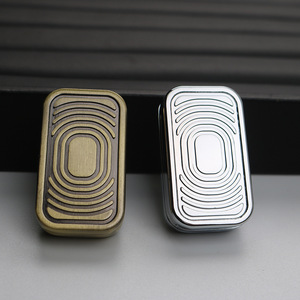 Slider Fidget de Metal con Diseño de Cartas de Póker, Juguete Antiestrés para Halloween, para Todas las Edades - Product Image 4