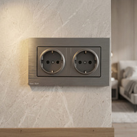 Interrupteur mural industriel gris de luxe 1/2 voie, panneau en aluminium brossé, prise de courant européenne, double port USB Type-C, IP21