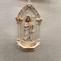 Sculpture religieuse artisanale peinte à la main - Souvenir de Noël en résine au design occidental - Art de stockage d'eau bénite