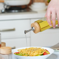 Bouteille d'huile d'olive en verre écologique avec couvercle en bois, bec verseur anti-goutte en métal et support en bois, distributeur de vinaigre