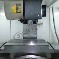 Centre d'usinage vertical CNC robuste VMC1160 3/4 axes BT40 à broche unique