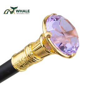 Bastón <span class=keywords><strong>de</strong></span> Trekking Plegable <span class=keywords><strong>de</strong></span> Dos Secciones, Ligero, con Punta Dorada y Diamantes, Diseño Decorativo <span class=keywords><strong>de</strong></span> Cuatro Lados, Mango Negro Liso, Resistente - Product Image 1