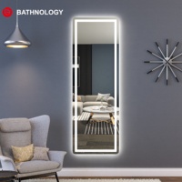 Miroir LED mural moderne rectangulaire pleine longueur anti-buée pour salle de bain, miroir de maquillage intelligent avec éclairage mural pour usage domestique