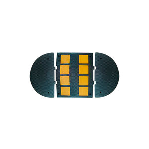 Pare-chocs en caoutchouc antidérapant 500x600x30mm 9kg avec embout de fin de course 4.5kg pour entrées de chantiers et terminaux portuaires - Product Image 1