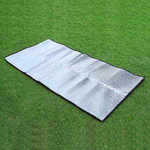 Tapis imperméable en aluminium pour l'extérieur, résistant à l'humidité, 200x230cm, léger, portable, pour le camping et les pique-niques, en matériau EVA - Product Image 1