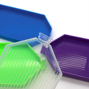 Grande capacité plateau de forage 5D bricolage <span class=keywords><strong>diamant</strong></span> peinture plateau plaque <span class=keywords><strong>broderie</strong></span> <span class=keywords><strong>accessoires</strong></span> carré plastique grand plastique personnalisé Art plastique - Product Image 4