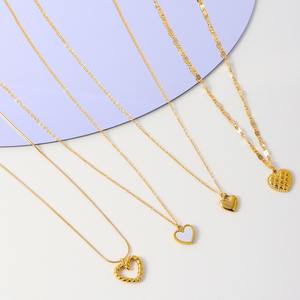 Collar de Cadena de Acero Inoxidable con Diseño de Corazón Único, Cadena de Eslabones, Joyería Elegante para Mujer - Product Image 1