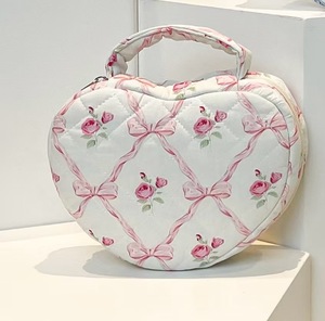 Sac de voyage personnalisé en forme de cœur matelassé pour femmes, imprimé floral, sac de rangement pour maquillage - Product Image 5