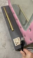Bayanlar İçin Pembe Kristal Duvara Asılan Ayna Kuaför Salonu Mobilyası Makyaj İstasyonları İçin