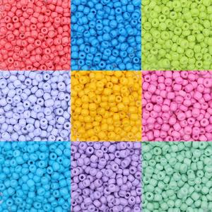 Accesorios <span class=keywords><strong>para</strong></span> pulsera DIY, pintura <span class=keywords><strong>para</strong></span> hornear, cuentas de mijo, Color sólido, sueltas, 2, 3, 4mm, cuentas de cristal, punto de cruz, venta al por mayor - Product Image 2