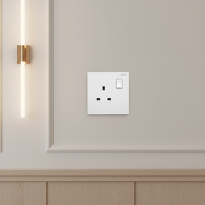 <span class=keywords><strong>Prise</strong></span> murale standard britannique 13A d'origine et authentique <span class=keywords><strong>avec</strong></span> <span class=keywords><strong>interrupteur</strong></span> - Product Image 4