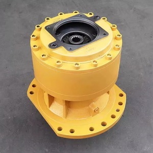 Pompe à eau EC210 EC290B, numéro de pièce 3668561 N° OEM 05712991 pour moteur de machines d'ingénierie - Product Image 1