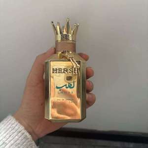 Al Ezz Oud Hersh Lahab <span class=keywords><strong>EDP</strong></span> 100ml – Parfum Arabe de Luxe avec Capuchon Couronne – Fragrance Orientale Longue Durée pour Aromathérapie - Product Image 6