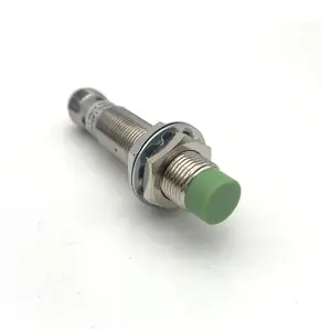 SVLEC Non-flush Mounted Sensing Range 4mm NO NC Type M12 Circular Inductive Proximity Sensor With M12 Plug