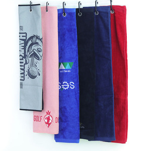 Serviette de <span class=keywords><strong>golf</strong></span> en microfibre gaufrée avec aimant et crochet, personnalisable avec logo, durable et légère, pour le sport et les voyages de <span class=keywords><strong>golf</strong></span> - Product Image 4