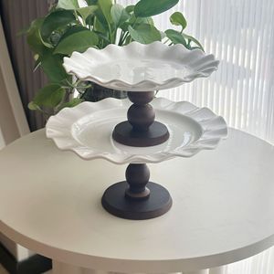 <span class=keywords><strong>2025</strong></span> Mới Đến Hình Dạng Không Thường Xuyên Trắng Men Tấm Thiết Lập Trang Trí Xù Gốm Bữa Ăn Tối Tấm Thiết Lập Cho Đám Cưới Tổ Chức Sự Kiện - Product Image 5