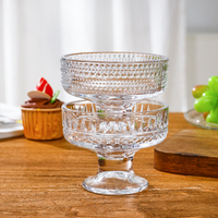 Bol en verre à dessert classique exquis, design durable pour restaurant, gobelet à glace transparent gaufré