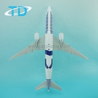 Modèle d'avion à réaction turc B777-300 à l'échelle 1/160, 47 cm, avec socle