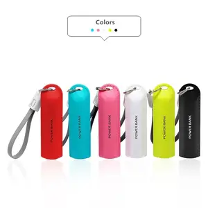 Ensemble cadeau de Noël Chargeurs portables de poche OEM Powerbank 2000/2200/2600mAh avec câble de charge porte-clés