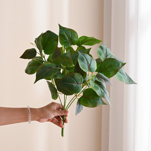 Ramas de Hojas de Manzana Artificiales, Decoraciones de Alambre de Plástico para Adornos Navideños - Product Image 1