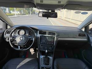 Volkswagen <span class=keywords><strong>Golf</strong></span> d'occasion 2015 2016, 1.4L Turbo, automatique, conduite à gauche, hayon, toit ouvrant panoramique, Euro 5, pour l'exportation |   Approvisionnement en gros - Product Image 6