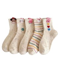 Chaussettes mi-mollet décontractées antidérapantes pour femmes en pur coton, style dessin animé lapin mignon, avec fil à pois et design personnalisé - Zhuji Sock Industry