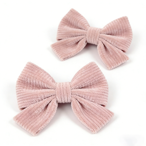 Laisse pour animaux de compagnie en PVC souple, légère, élégante, imperméable, résistante à l'humidité et facile à nettoyer - Product Image 1