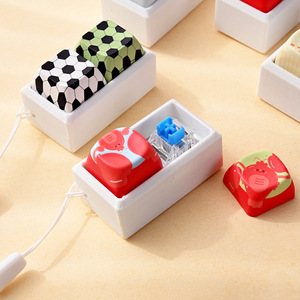 Lindos teclados mecánicos con teclas antiestrés, sensoriales, antiansiedad, relajantes, para presionar con la punta de los dedos, llaveros colgantes - Product Image 5