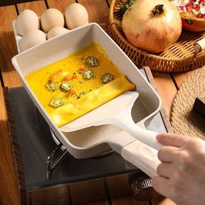 Poêle à omelette rectangulaire antiadhésive avec poignée en plastique pour la cuisson des œufs et des crêpes - Product Image 1