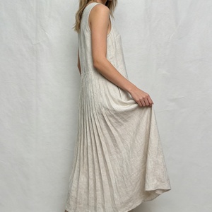 Robe d'été formelle ample beige en lin sans manches pour <span class=keywords><strong>femme</strong></span>, longueur genou, imprimé numérique uni, taille naturelle, ourlet plissé - Product Image 3