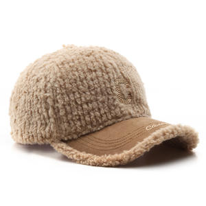 Caldo Cappello Invernale da Baseball in Lana di Agnello per Esterni e Viaggi Tinta Unita in Morbido Pile con Logo e Lettere Ricamate per Uomo e Donna - Product Image 5