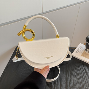 <span class=keywords><strong>Borsa</strong></span> a <span class=keywords><strong>Tracolla</strong></span> all'Ingrosso, Vendita Calda, Design Elegante in Pelle PU, <span class=keywords><strong>Borsa</strong></span> Semicircolare alla Moda, <span class=keywords><strong>Borsa</strong></span> Rigida da <span class=keywords><strong>Donna</strong></span> - Product Image 1