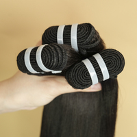 Lots de Cheveux Humains Indiens Yaki Lisses 100% Naturels Non Traités à Cuticules Alignées pour Salons – Vente en Gros