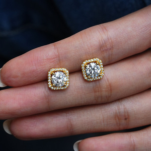 Vendita calda 925 Sterling Silver18K <span class=keywords><strong>oro</strong></span> giallo placcato Vvs 1 carato diamante Moissanite orecchini a bottone di fidanzamento da donna - Product Image 3