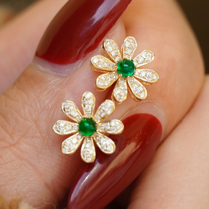 Aazuo 18K Fine Jewelry Solid Yellow Gold Natural <b>Emerald</b> Real Diamonds Fashion Flower <b>Stud</b> <b>Earrings</b> Gift For Ladies Daily Wear - Product Image 2