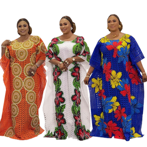 Robe de <span class=keywords><strong>Mariage</strong></span> Africaine Brodé en <span class=keywords><strong>Bazin</strong></span> Riche <span class=keywords><strong>Blanc</strong></span>, Style 2003, Courte, pour Femmes, Dashiki d'Été pour Filles, Fabriquée en Polyester - Product Image 1