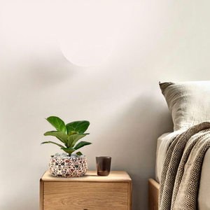 Elegante Maceta Metálica con Diseño Floral, Decorativa para Interiores y Exteriores, Moderna Decoración Botánica para el Hogar - Product Image 5