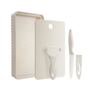 Juego de Cuchillos de Paja de Trigo de 4 Piezas con Cuchilla de Cerámica, Tabla de Cortar y Pelador, Set de Regalo - Product Image 1